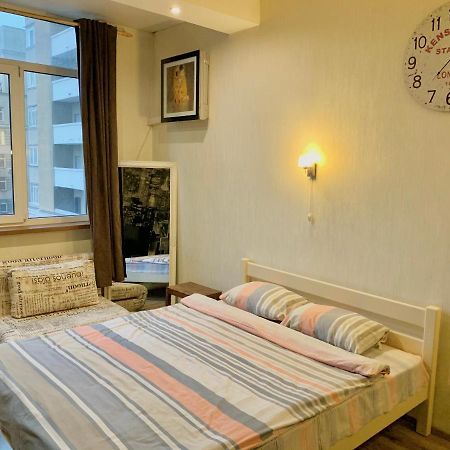 Apartamento 1K Studiia V Zhk <<Elegant>> Kiev Exterior foto